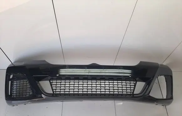 BMW 5 G30 G31 Front bumper 8098644