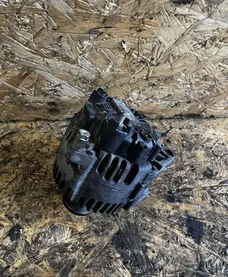 Nissan Note (E11) Generator/alternator 8200386806