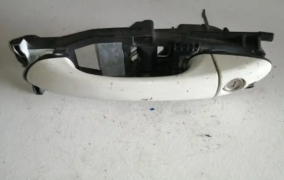 Mercedes-Benz E W211 Front door exterior handle A2037600134