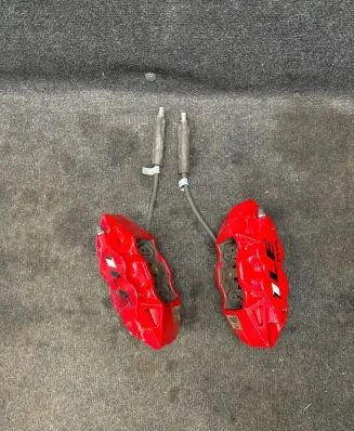 Chevrolet Camaro Rear brake caliper 84063643 84063644