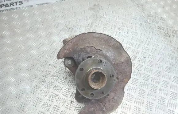 Volkswagen Transporter - Caravelle T5 Front wheel hub spindle knuckle
