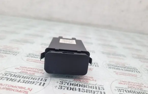 Audi A2 Hazard warning light relay 8Z0941509B