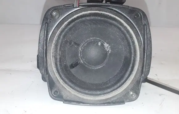 Audi A8 S8 D3 4E Rear door speaker 262990001 4E0035411G 01S373071