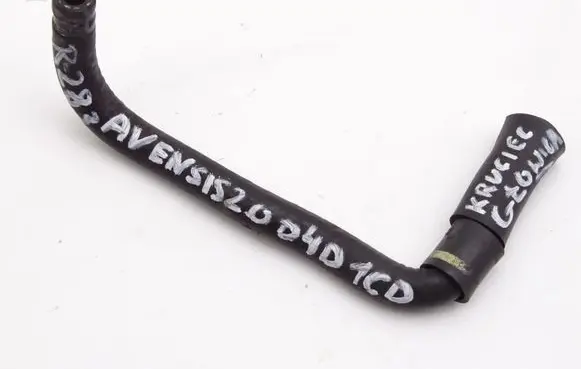 Toyota Avensis T250 Engine coolant pipe/hose TOYOTA_AVENSIS_II_T25_2.0_D4D_WĄŻ_PRZEWÓD_WODY