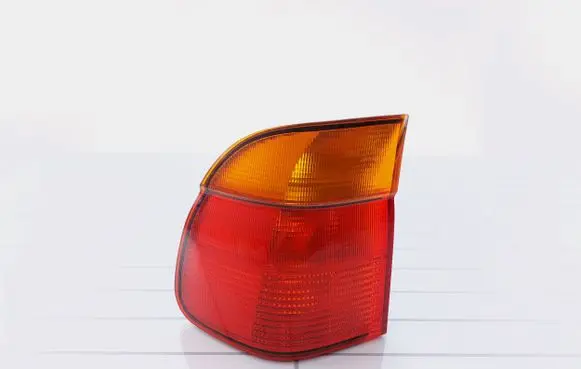 BMW 5 E39 Rear/tail lights 393327