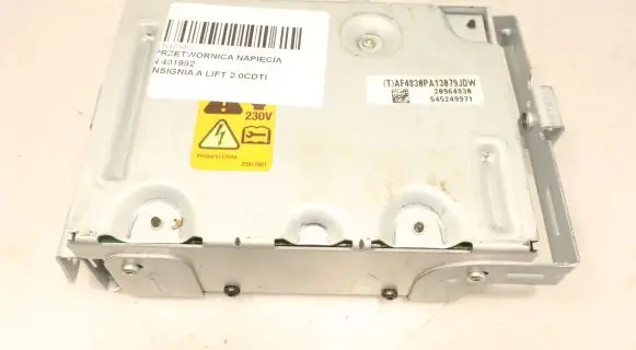 Opel Insignia A Voltage converter/converter module 