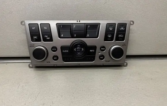 Nissan Almera N16 Climate control unit 28395BN801