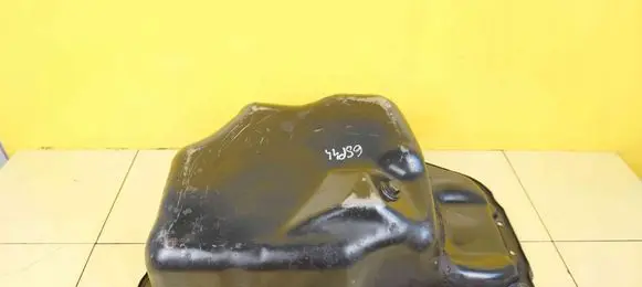 Toyota Avensis T270 Oil sump 