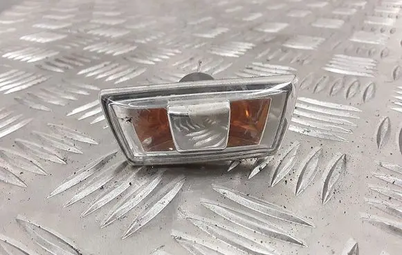 Opel Insignia A Front fender indicator light e126128