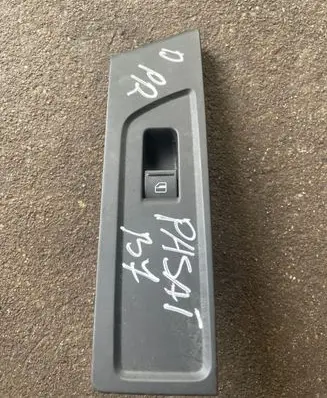 Volkswagen PASSAT B7 Electric window control switch 7L6959855B 075101S
