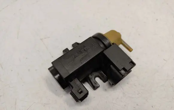 Valve vacuum