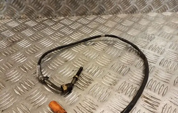 Volkswagen Jetta VI Lambda probe sensor 03L906088T