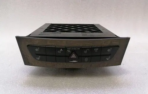 Mercedes-Benz E W211 CD/DVD changer A2118703889