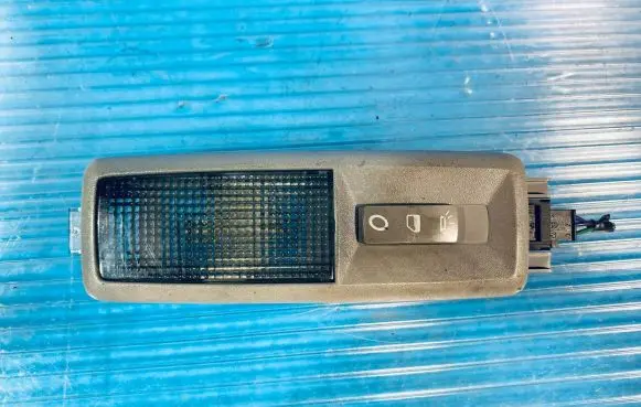 Nissan Primera Rear seat light 8200023775