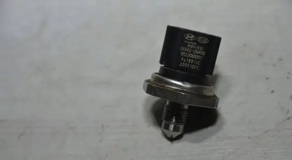 Fuel pressure sensor