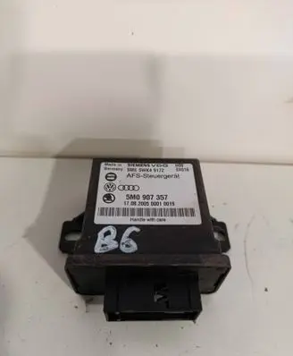 Volkswagen PASSAT B6 Light module LCM 5M0907357 5WK49172 1208200500010019