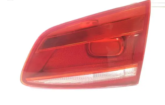 Volkswagen PASSAT B7 Tailgate rear/tail lights 3AF945094C