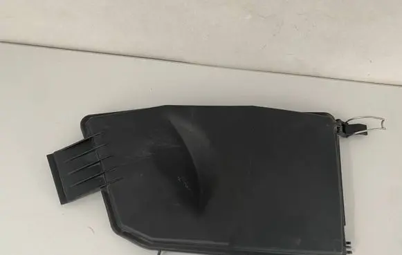Mercedes-Benz C W203 Fuse box cover 2035450203