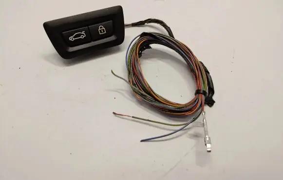 BMW 5 F10 F11 Tailgate/boot open switch button 61319162645 61319275121