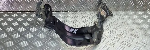 Mercedes-Benz C W203 Headlight/headlamp mounting bracket