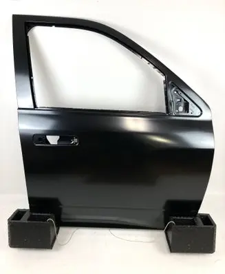 Dodge RAM 2500 DS Front door 68144738AD