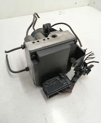 BMW 5 E39 ABS Pump 0265213010