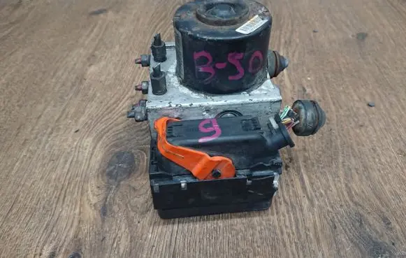 Suzuki Swift I ABS Pump