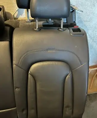 Audi Q3 8U Rear seat 