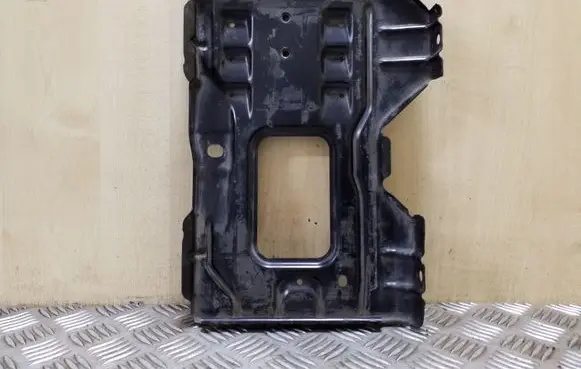 Mercedes-Benz C W204 Battery tray A2046280218