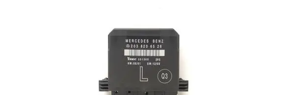 Mercedes-Benz C W203 Door control unit/module 2038206526 351369