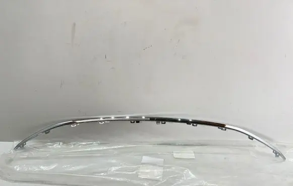 Volkswagen Tiguan Front bumper splitter molding 5NA853101J