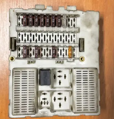 Ford Transit - Tourneo Connect Fuse module