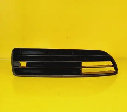 Audi A4 S4 B5 8D Front bumper lower grill 8D0807346B