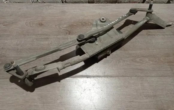 Front wiper linkage