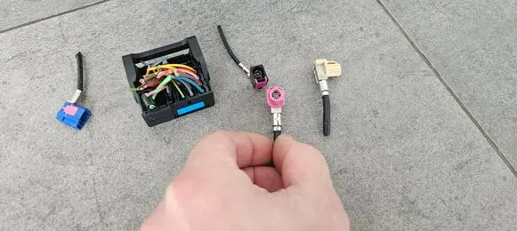 BMW 3 E90 E91 Sound system wiring loom 9192478 9239212 CIC