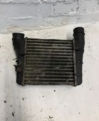 Audi A4 S4 B7 8E 8H Intercooler radiator 8E0145805S 174978713