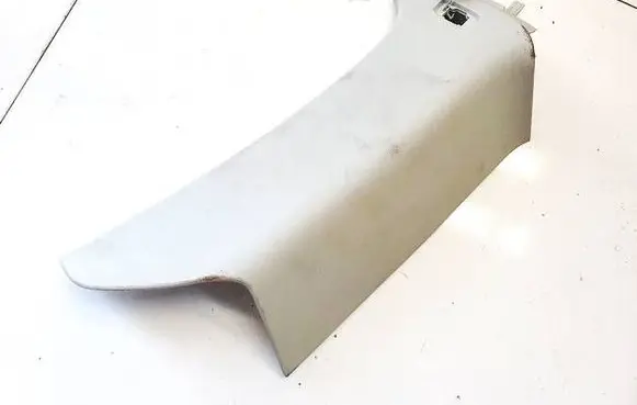 Skoda Yeti (5L) (B) pillar trim (top) 5l6867288b