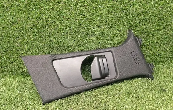 Mercedes-Benz C W204 (B) pillar trim (bottom) A2048601030 A2046903826