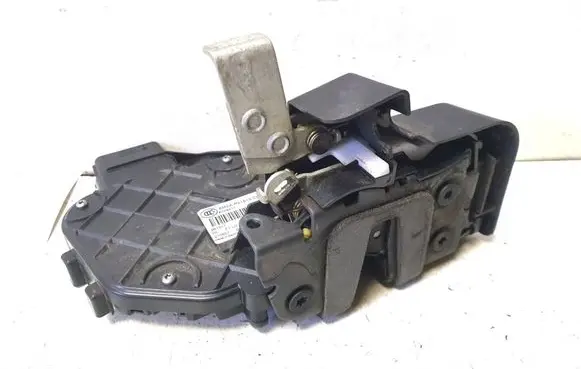 Ford Mondeo MK IV Front door lock (next to the handle) 6M2AR21813CC