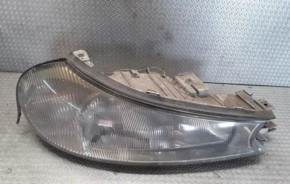 Ford Mondeo MK II Headlight/headlamp 1305235323