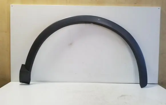 Audi Q3 8U Front arch trim 8U0853718A