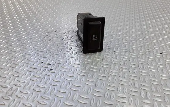 Toyota Avensis T220 Windscreen/window heater switch