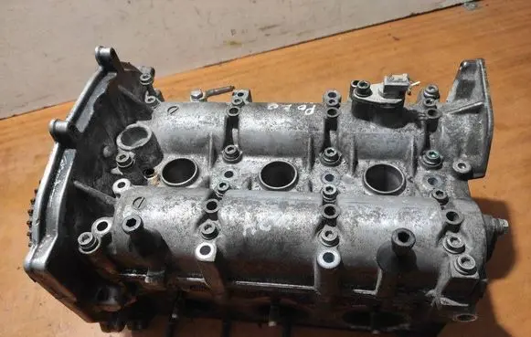 Volkswagen Polo Engine head 03E103373C