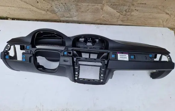 BMW 3 E90 E91 Dashboard 9120319