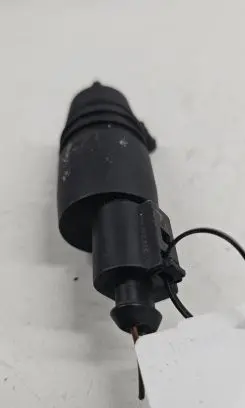 Audi A6 S6 C5 4B Windscreen/windshield washer pump