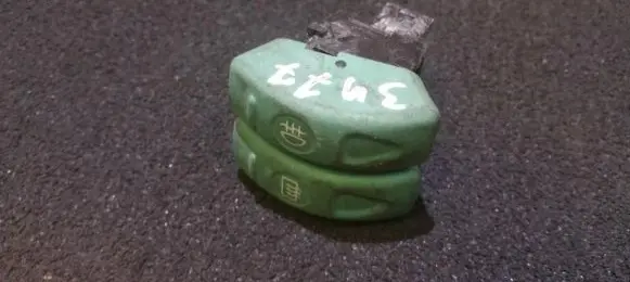 Renault Twingo I Fog light switch 822226f