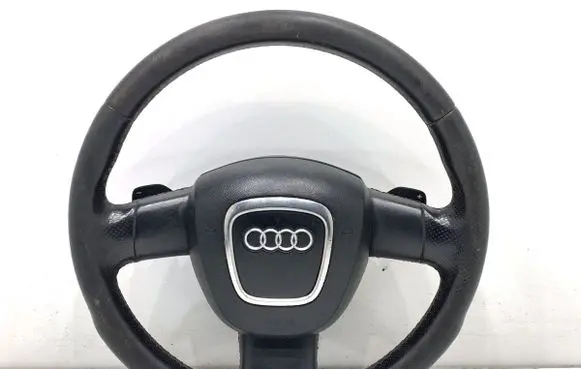 Audi A3 S3 8P Steering wheel 