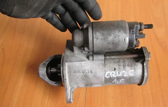 Chevrolet Cruze Starter motor