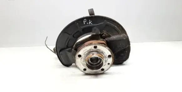 Volvo S70 V70 V70 XC Front wheel hub spindle knuckle