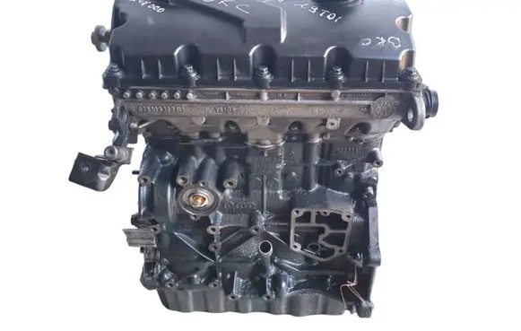 Volkswagen PASSAT B6 Engine BKC